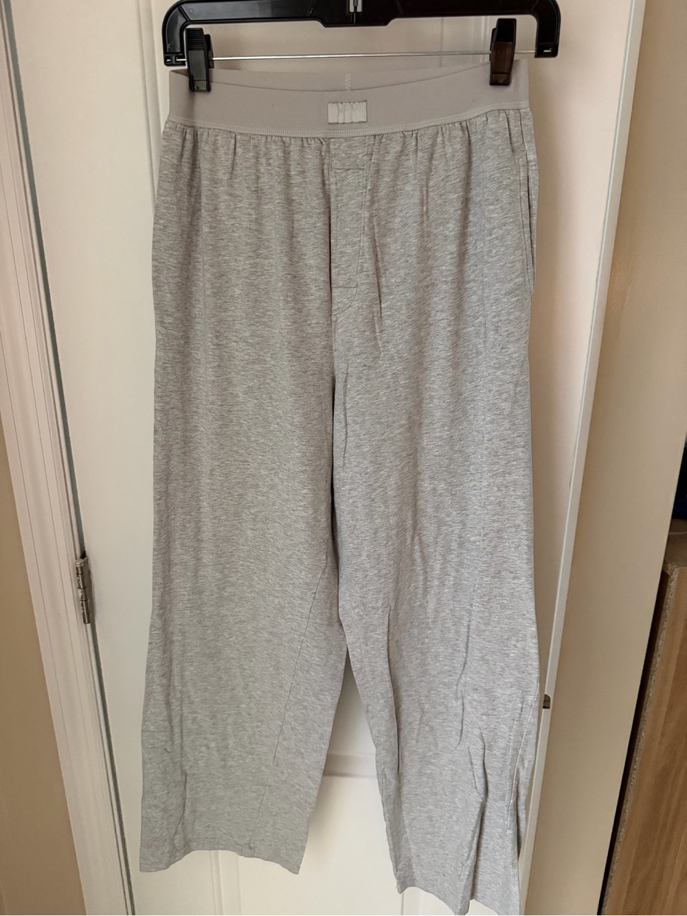 SKIMS Light Gray Women's Lounge Joggers